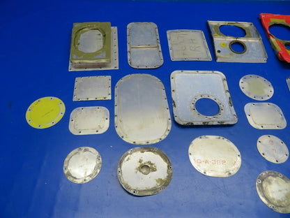 1962 Beech Baron 95-A55 Inspection Panels RH Wing 1 LOT (0420-374)