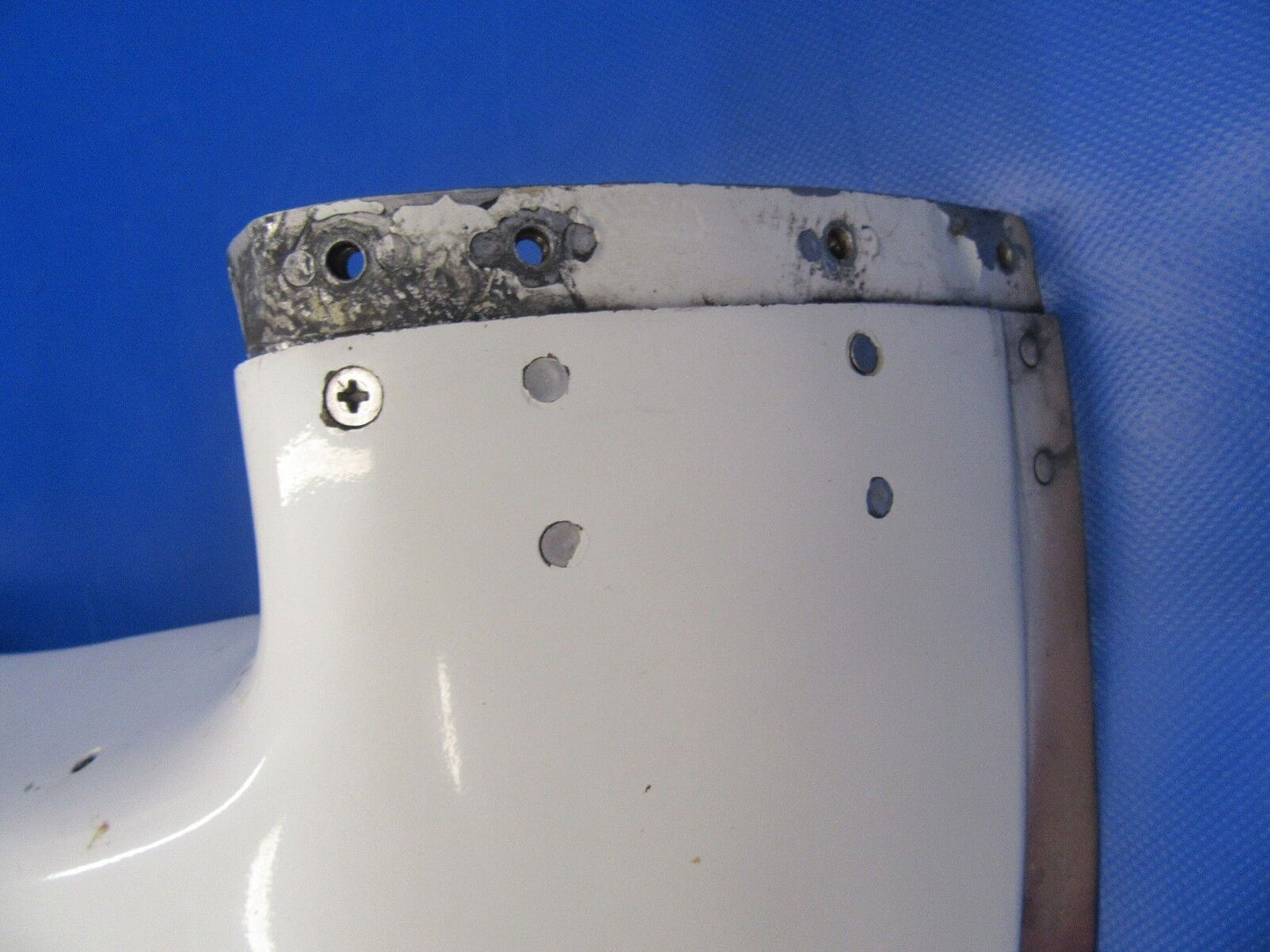 Cessna R182 Nose Cap Lower Cowl - Repairable- P/N 2252021-28 (0917-70)