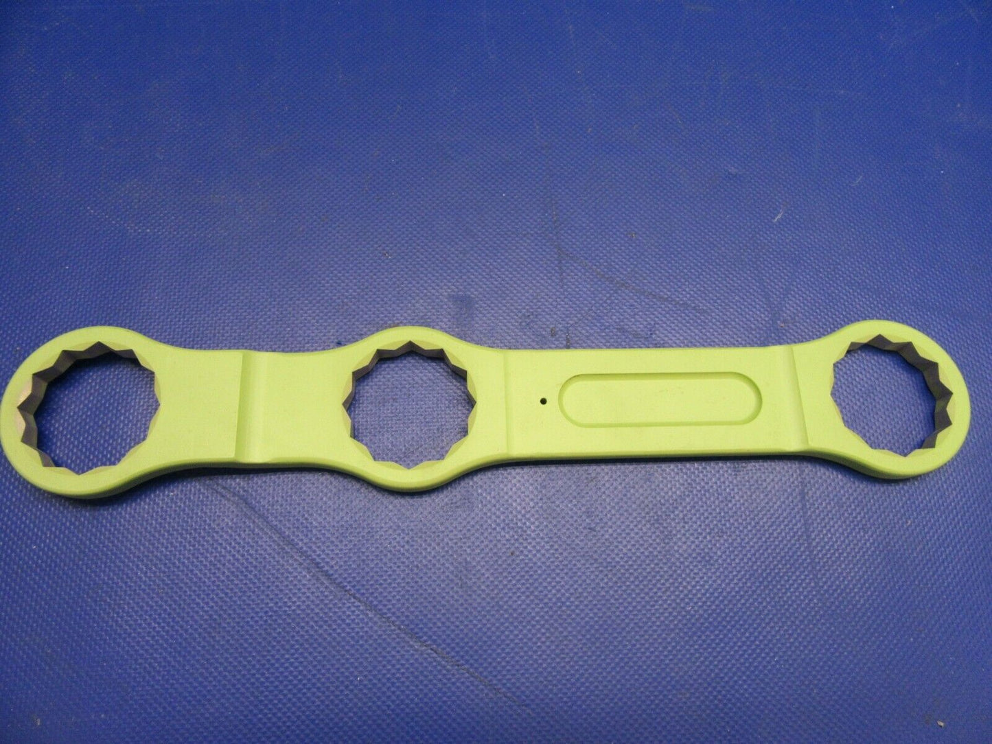 Lock P/N 65-54858-502 (0821-332)