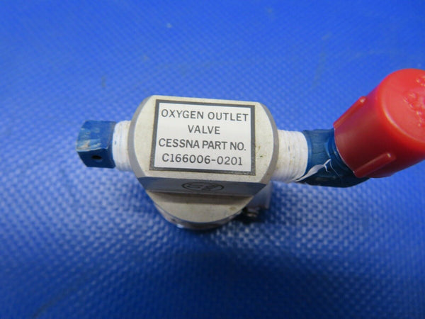 Cessna 210 / T210N Oxygen Outlet Valve P/N C166006-0201 (1021-107)