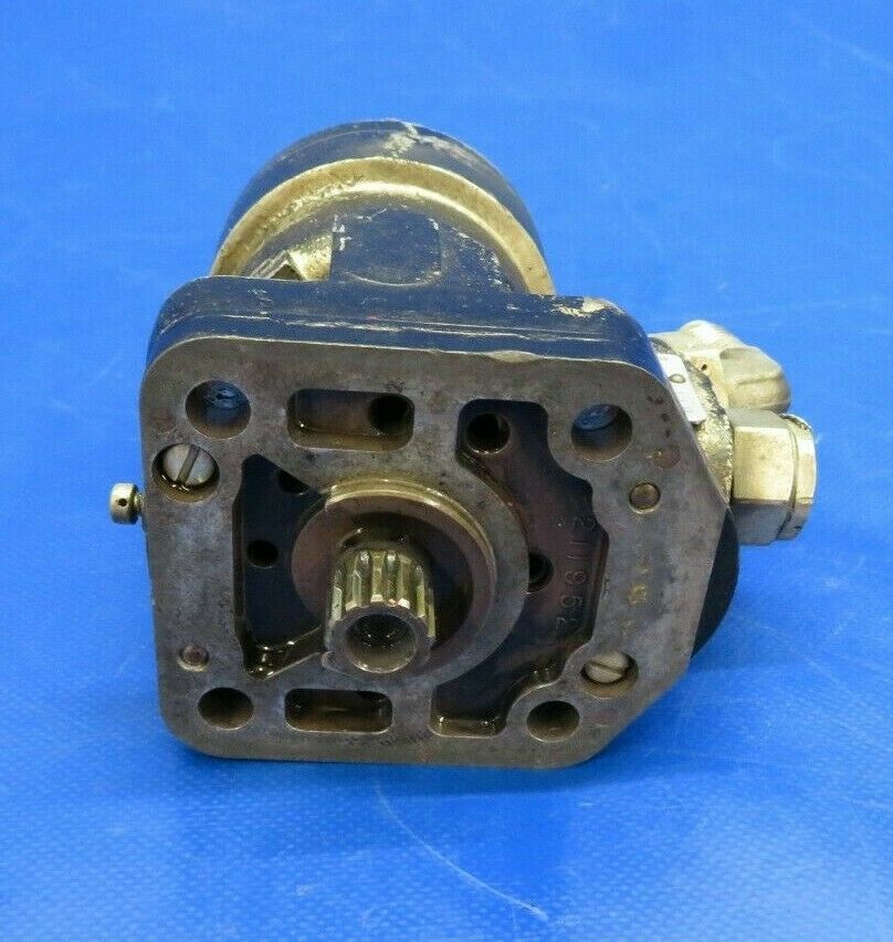 Beech Baron Woodward Prop Governor P/N C210529 (0420-108)