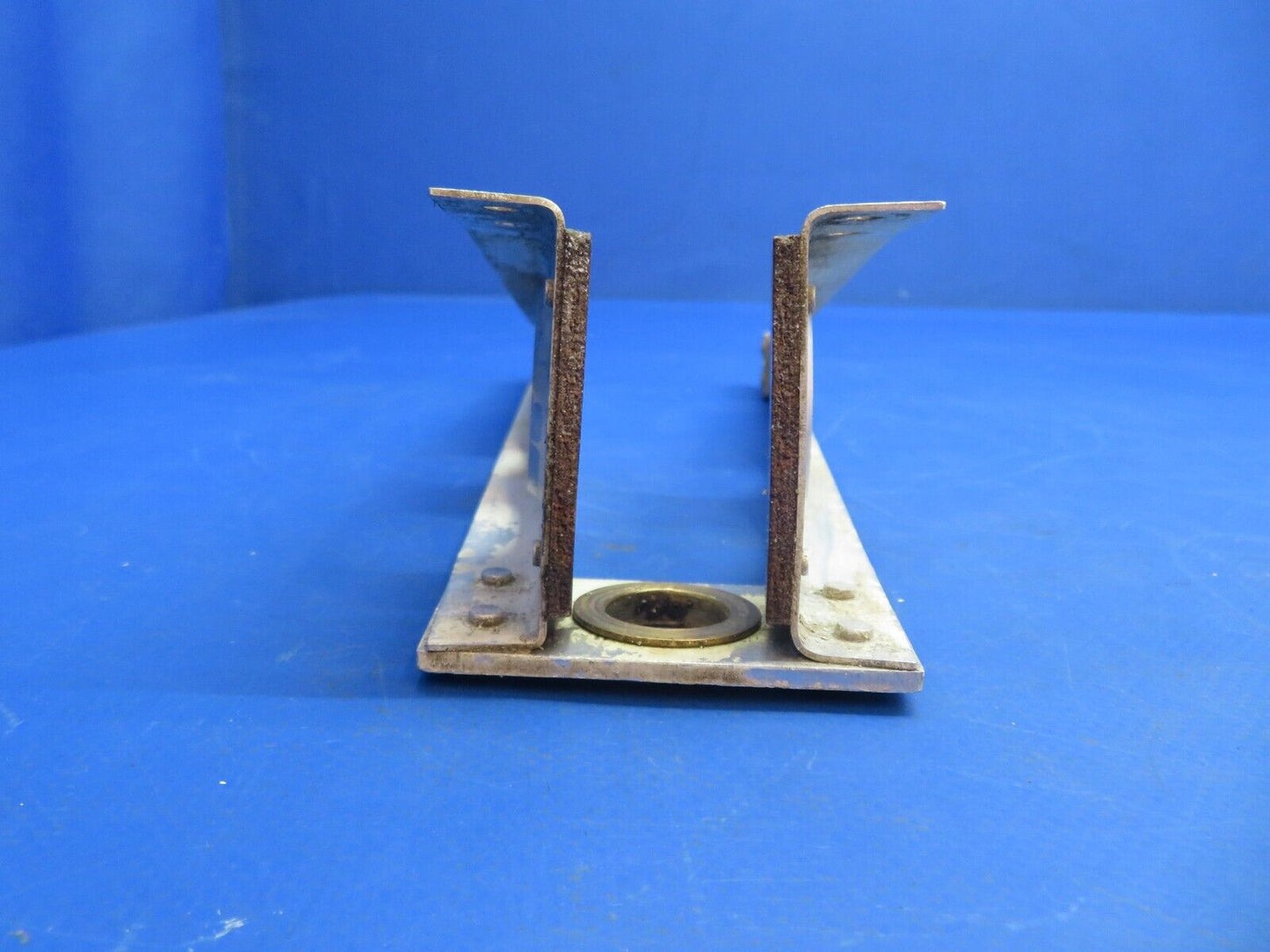 Piper PA-28R-201T Rib Assy Stabilator Trim P/N 65244-00, 65244-000 (1122-695)