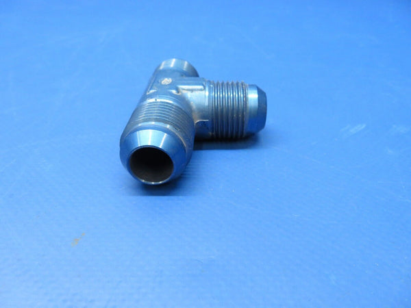 Aluminum "T" Fitting P/N AN824-10D LOT OF 5 NOS (1222-312)