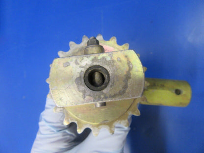 Beech Sierra C24R Sprocket and Tube Control LH P/N 169-524018-59 (0219-52)