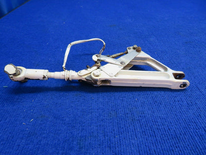 Piper RH Main Gear Truss Link Assy Casting # 20766 (0722-365)