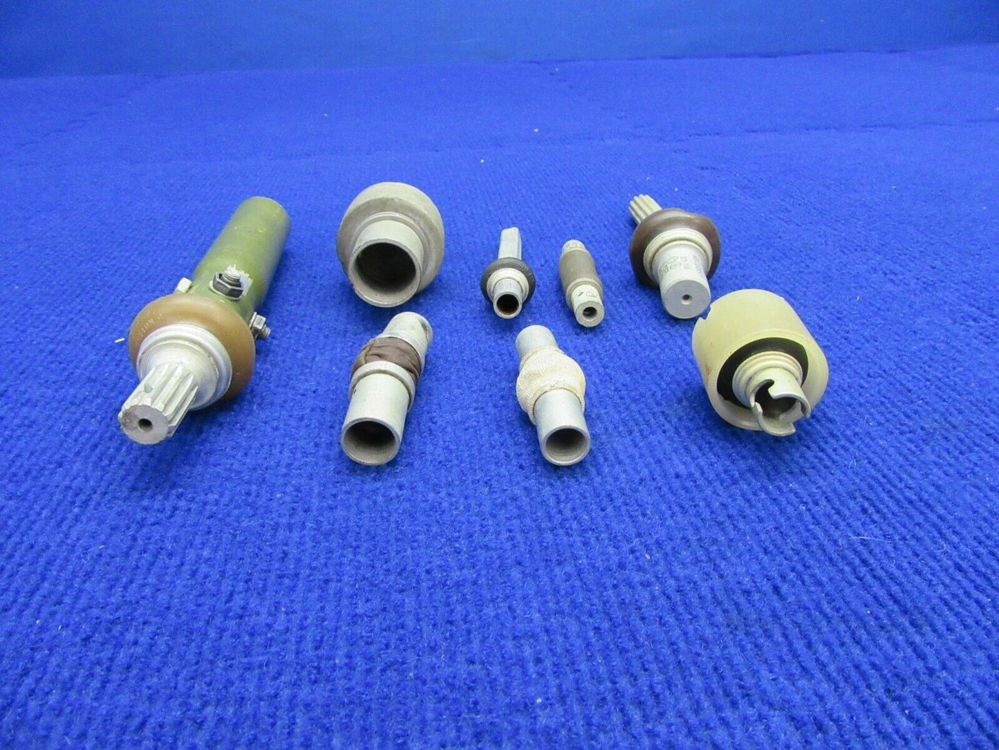Apex Dayton Universal Joints P/N UJ-686 Vintage 1950 LOT OF 8   (1121-532)