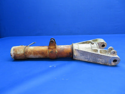 Cessna 401 Main Gear Strut Assy LH Upper w/ Orfice P/N 5041000-201 (0523-624)