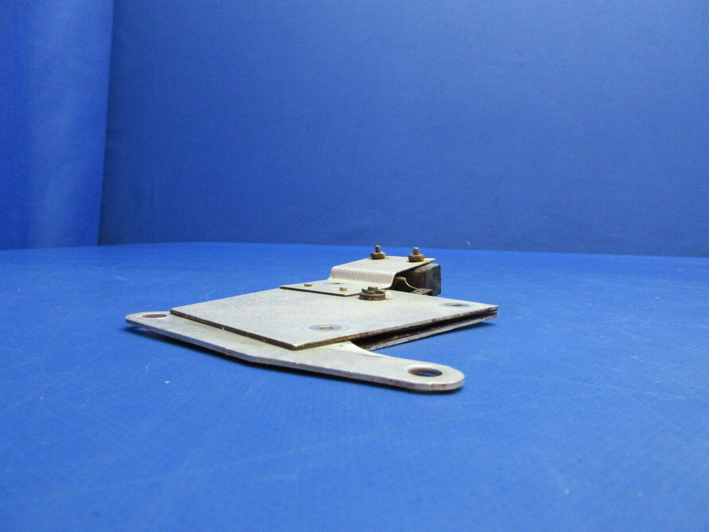 Beech 95-B55 Baron Heat Control Bellcrank & Switch P/N 95-55002-31 (0623-732)