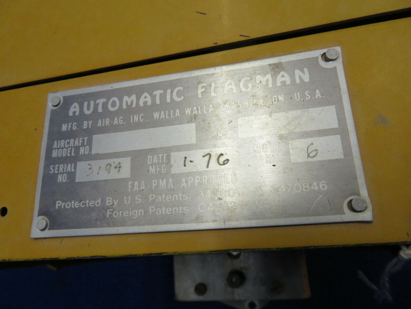 Sprayer AG Airplane Automatic Flagman Dispenser Length 73" (0422-99)