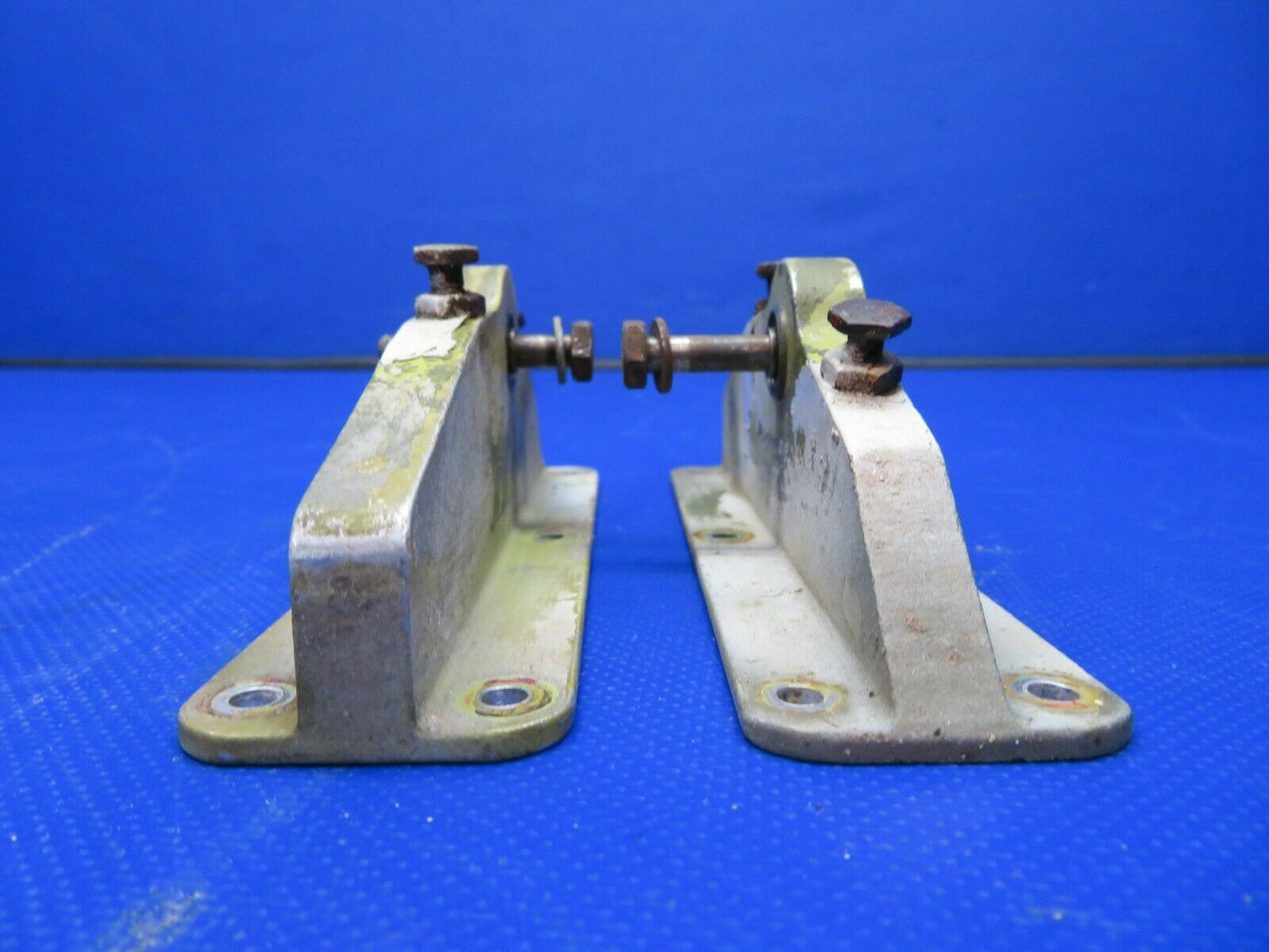 Piper PA-28-140 Fitting Stabilator Attachment LH / RH 62645-004 (0521-825)