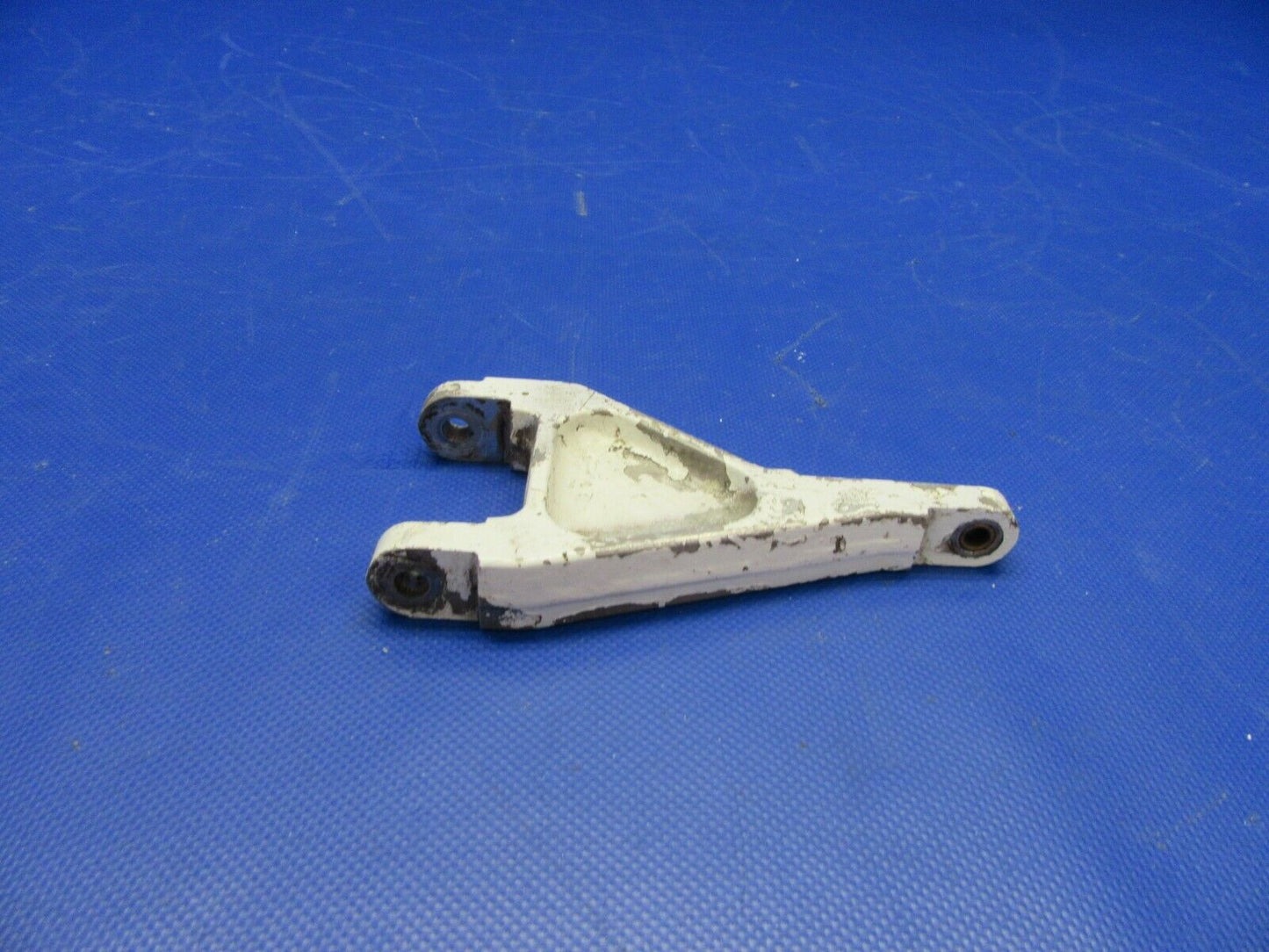 Piper PA-30 / PA-39 Torque Link P/N 20735-00, 20735-000 (1121-360)