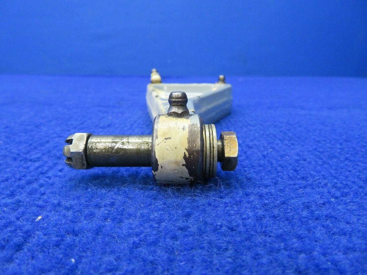 Cessna 310 / 310R Torque Link Assy LWR LH P/N 5141005-9 (0422-34)