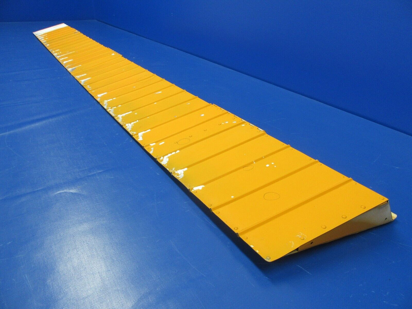 Cessna 180 / 182 RH Aileron P/N 0523800-14 / WEU Use 0523800-17 (0823-18)