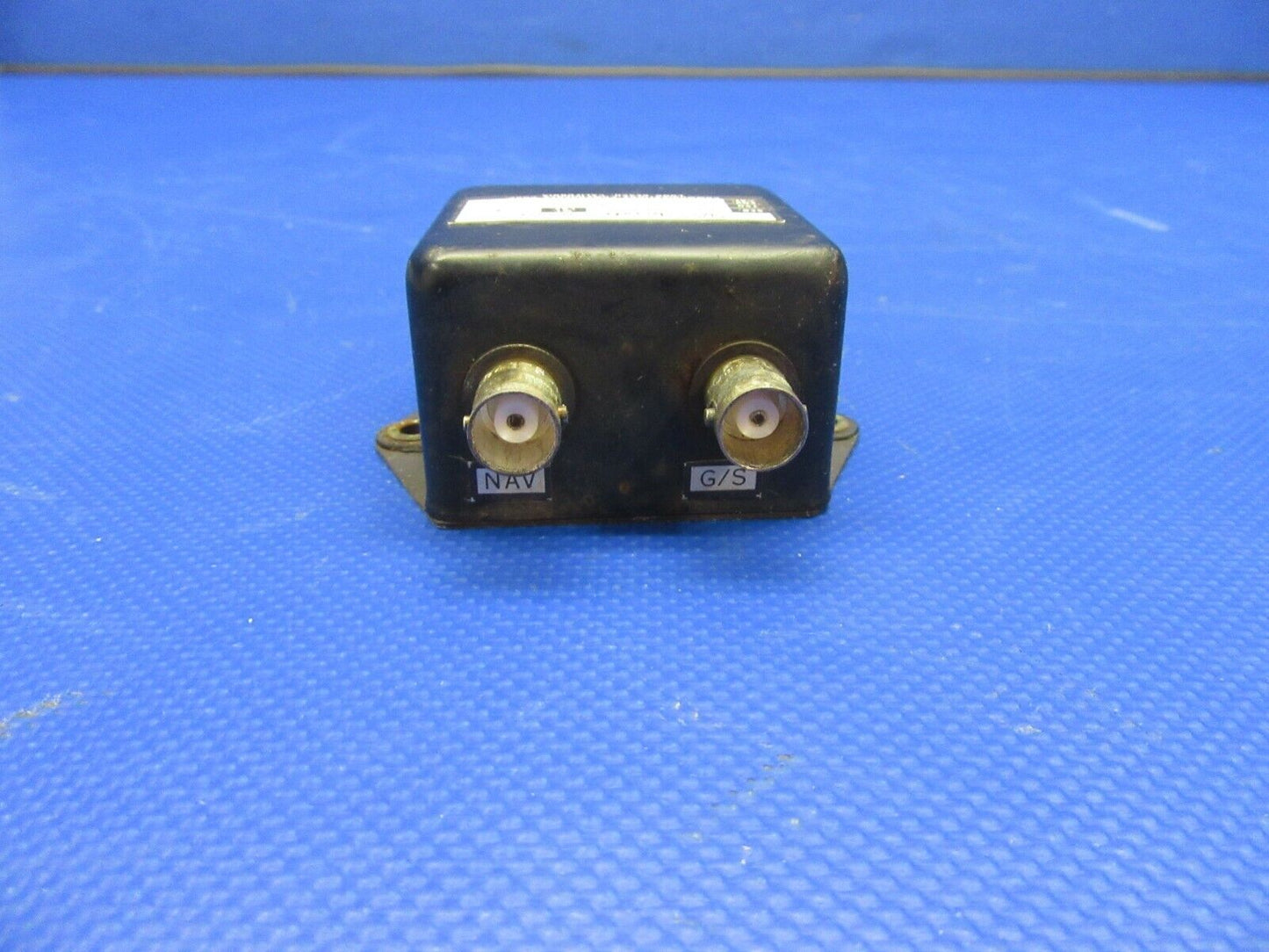 Communications Components Antenna Coupler NAV / GS P/N 35-5024 (0621-348)