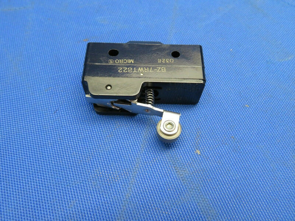 Beech Switch Flap Limit P/N BZ-7RWT822 NOS (1120-136)