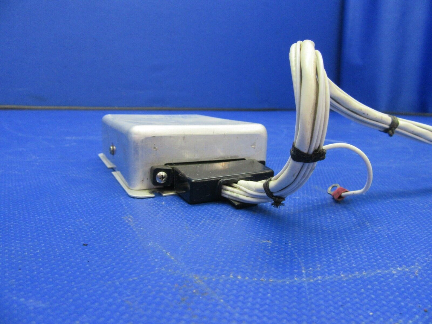 King KA-142 Trim Adapter 065-5020-01 / 30 Day Warranty (0621-644)