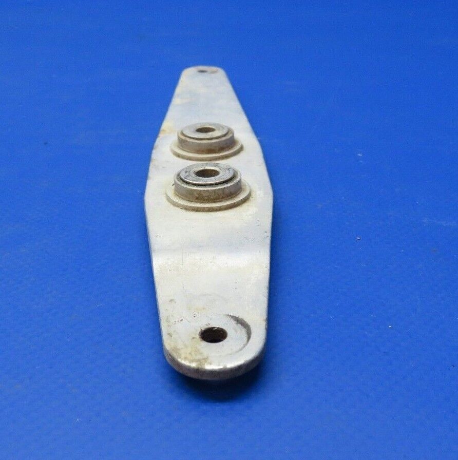 Cessna 150 Forward Elevator Bellcrank P/N 0411258 (0922-415)