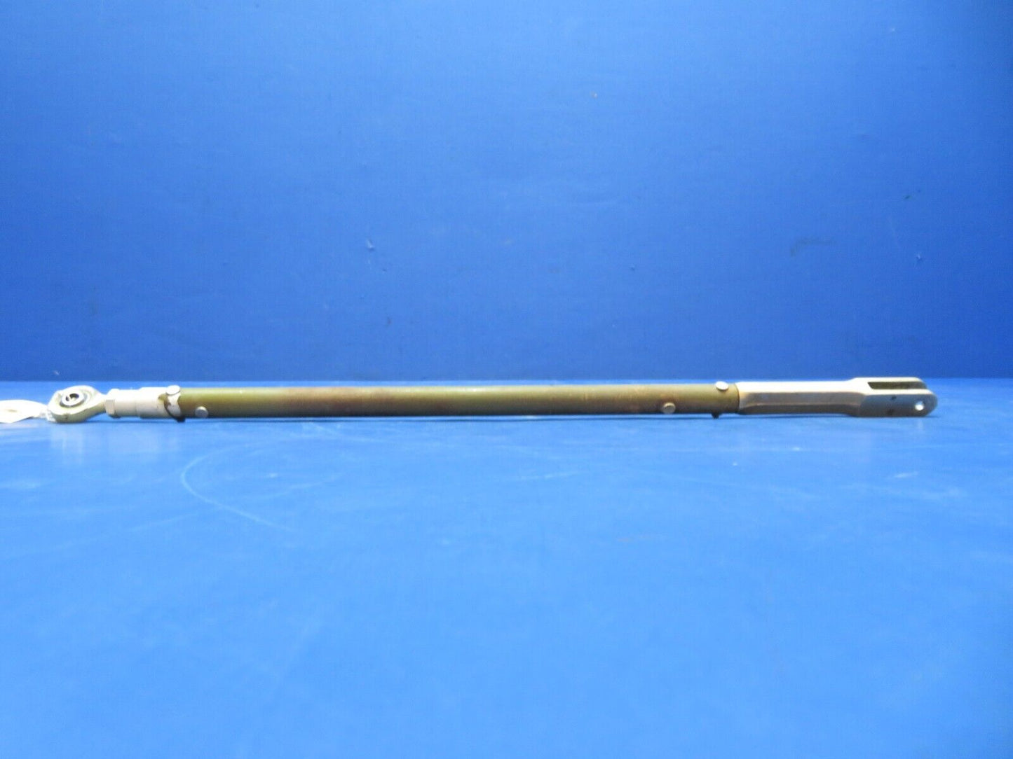 Cessna 310 / 310I LH Tube Assy Gear Drive MG Retract P/N 0841130-2 (1023-116)