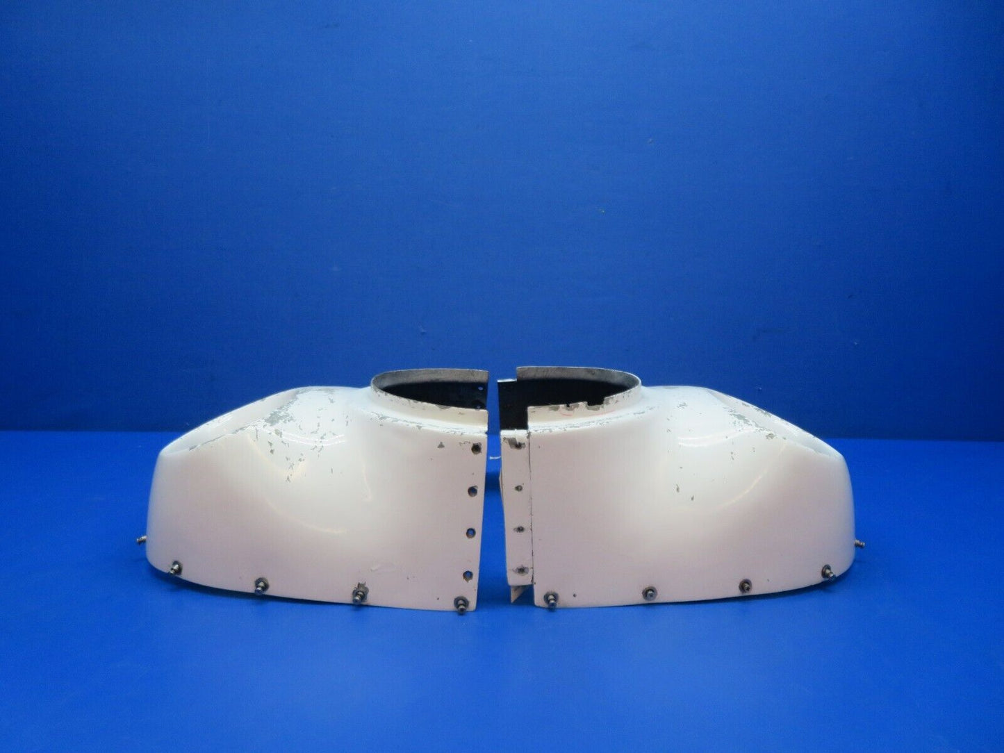 Cessna 401 / 401A Nose Cap Assy LH & RH Engine Cowl P/N 0851149-212 (1223-354)