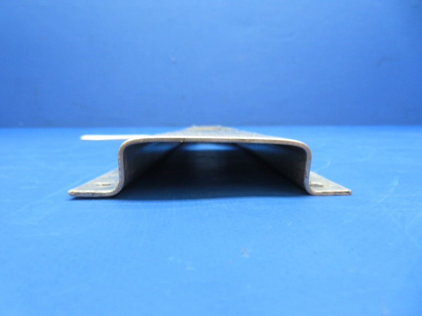 Cessna 310 / 310Q INBD Support Assy AFT Seat P/N 0812981-6 (0823-701)