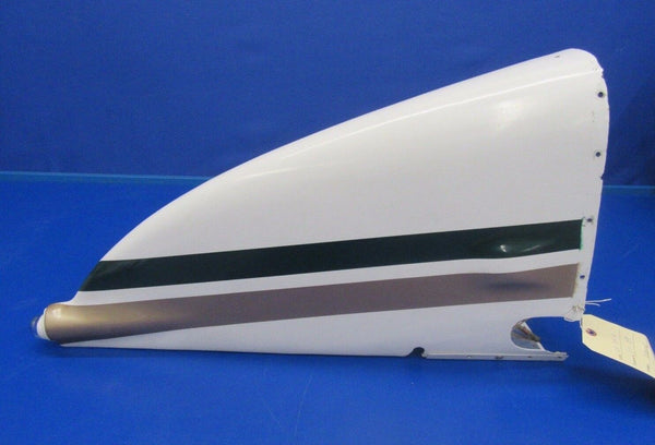 Beech Baron E55 / 58 Tail Cone w/ Strobe Light P/N 96-440011-605 (1117-139)