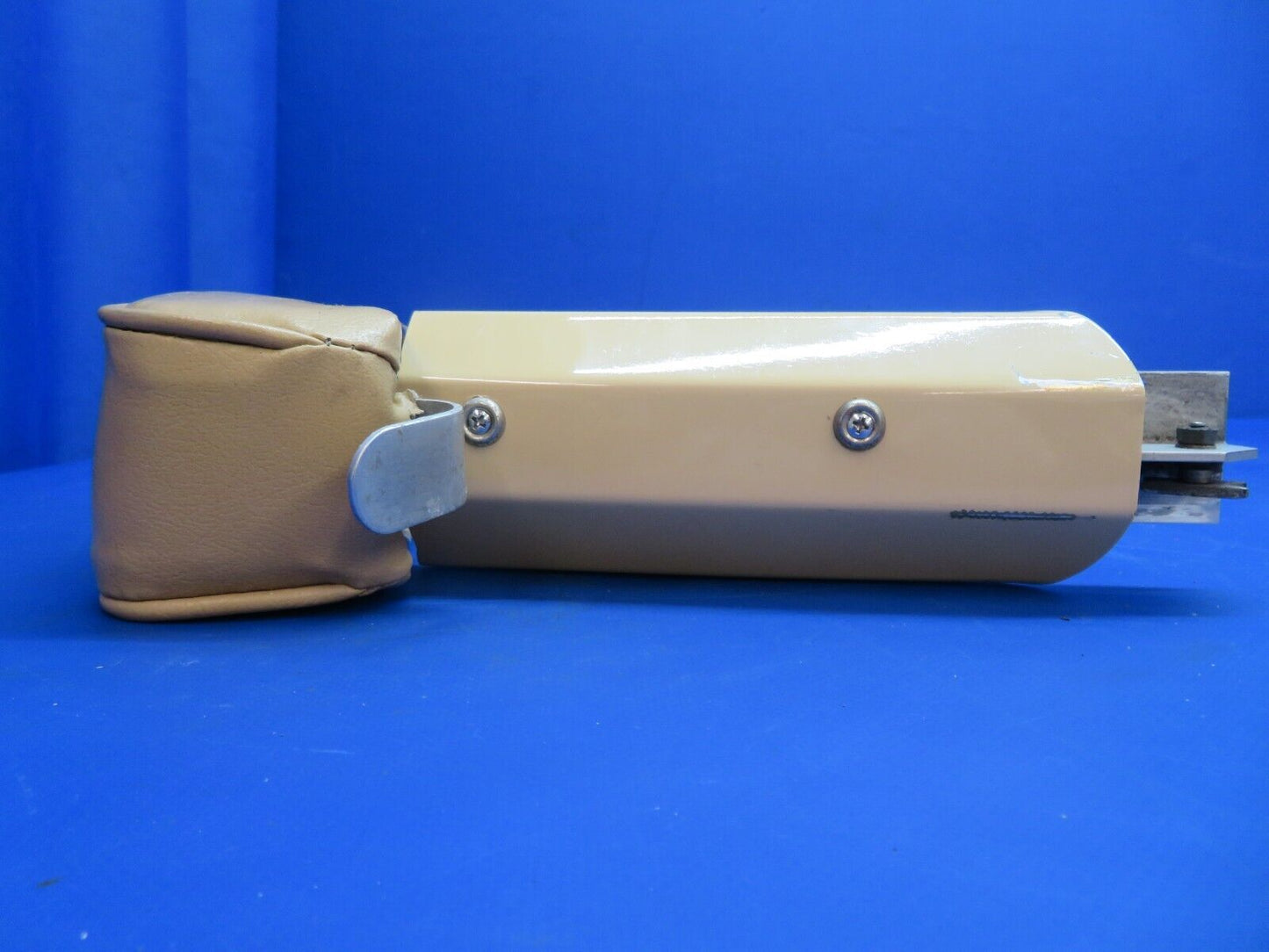 Beech 95-B55 Baron Front Seat Armrest P/N 35-534372-77 w/ Brackets  (1222-892)