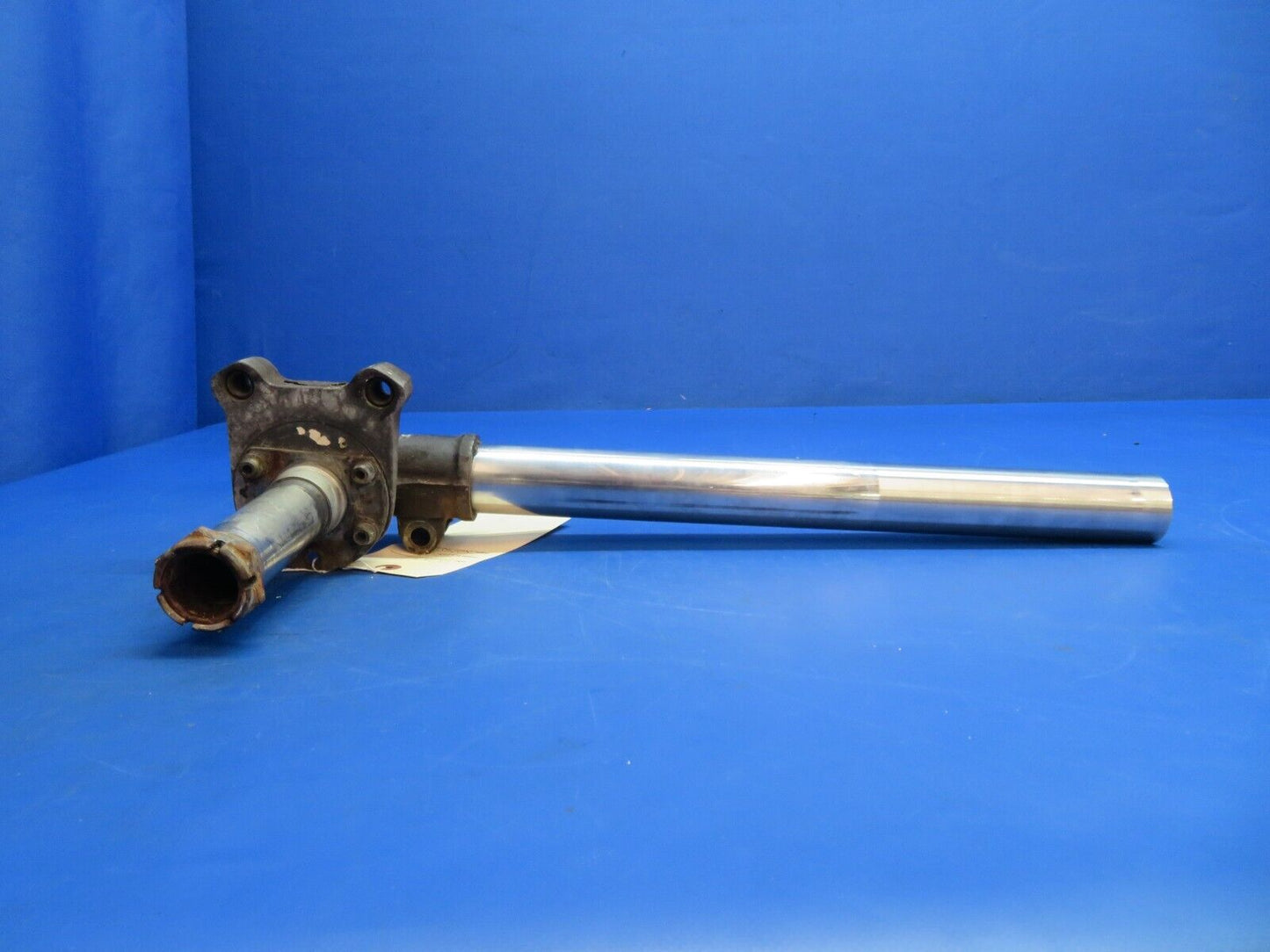 Beech 95-B55 Baron Shock Assy LWR LH Main Gear P/N 35-815260-1 (0123-676)