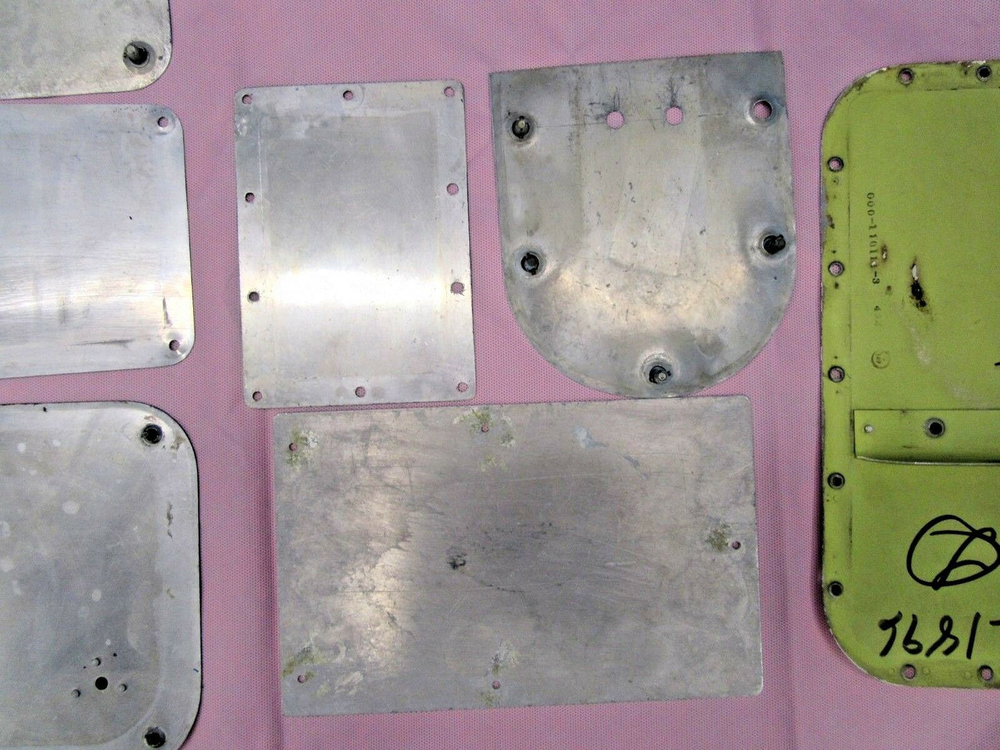 Beech Baron 95-B55 Assorted Panels (1118-66)