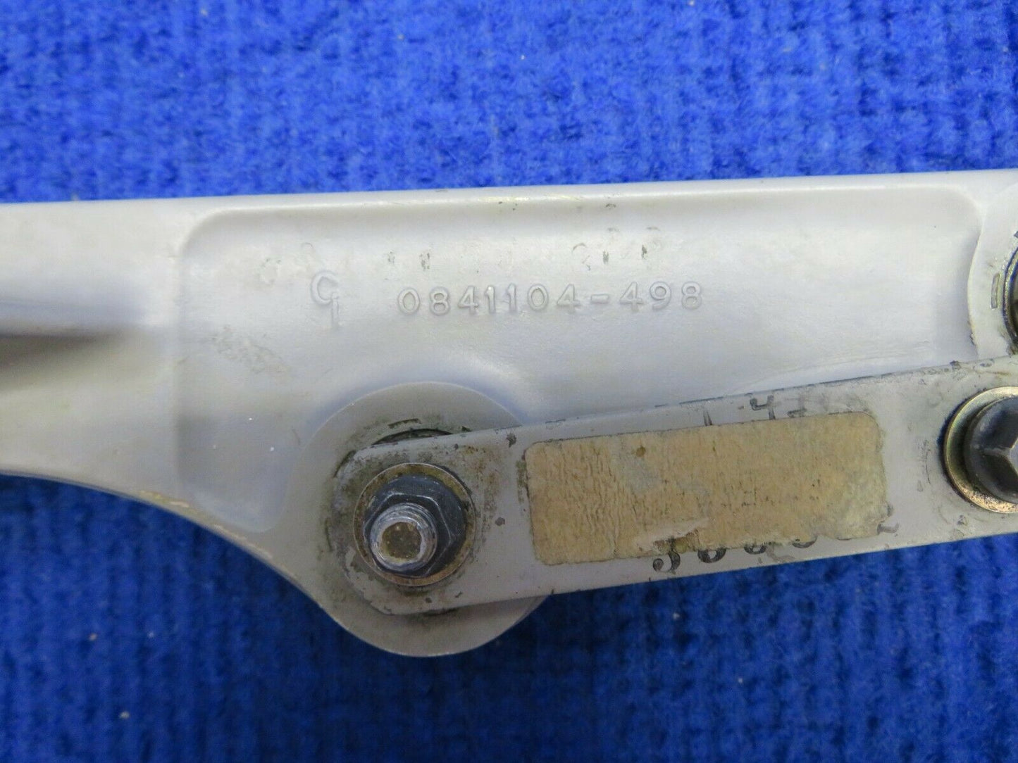 Cessna 310 / 310R Rocker Arm Bellcrank RH w/ Link P/N 0841104-4 (0422-370)