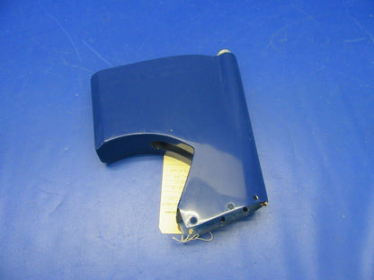 Piper PA-32RT AFT Fin With Light P/N 38402-05, 38402-005 (0521-510)