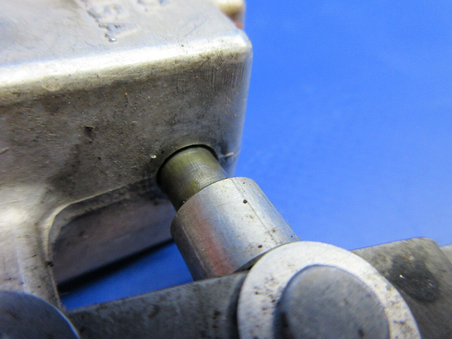 Beech C-35 Hoof A53T Parking Brake Valve P/N 35-815018 (1023-775)