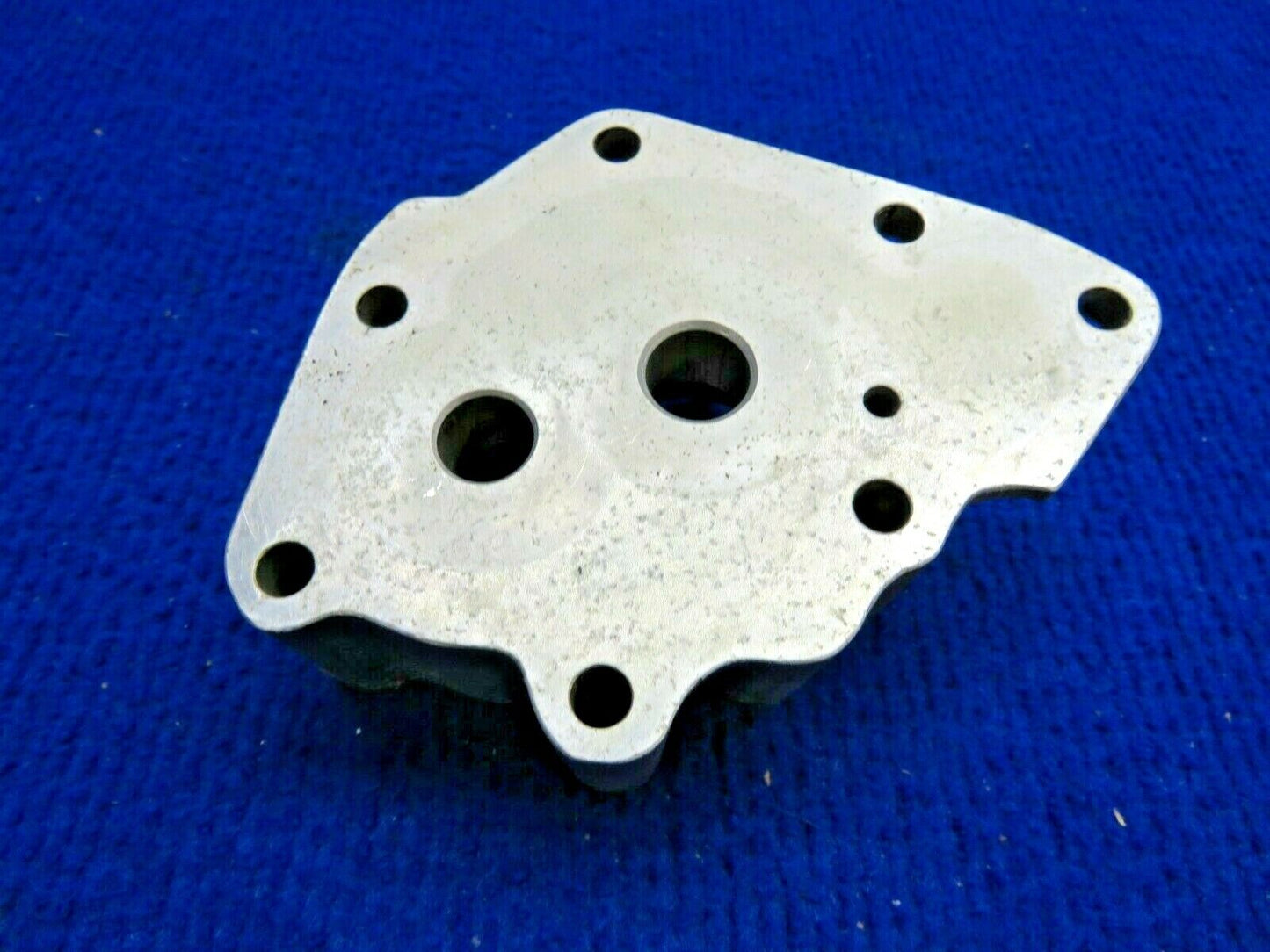 Continental TSIO 520P Oil Scavenge Pump Housing P/N 629084 (0322-358)