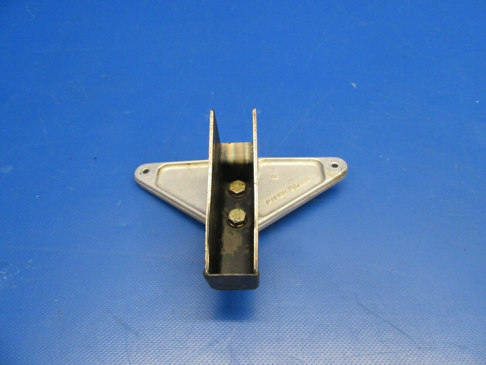 Piper PA-34-200T Seneca II Steering Arm & Channel 95395-00, 95395-000 (1119-130)