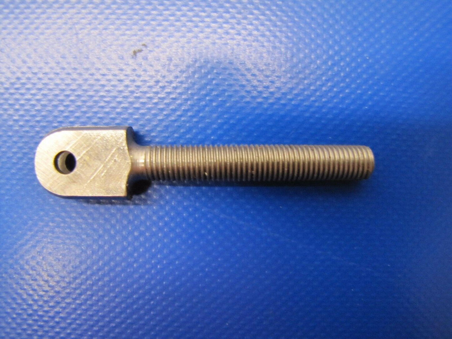 Piper Bolt P/N 64488-000 (0417-160)