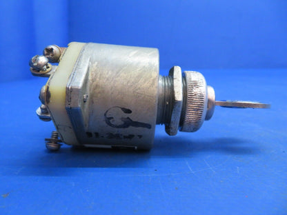 Cessna 172 Gerdes Ignition Switch with Key P/N C292501-0105 (0123-584)
