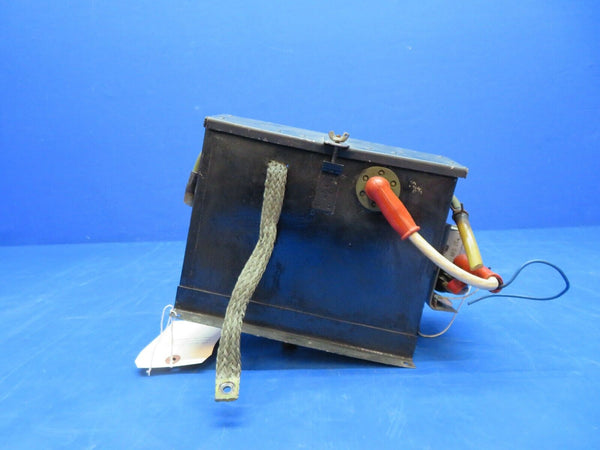 Piper PA-28R-180 Battery Box Assy w/ Lid & Relay 12v P/N 63888-00 (1123-403)