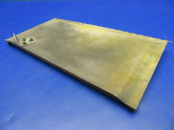 Cessna 310R RH Cooling / Cowl Flap Assembly P/N 0852600-20 (0520-216)