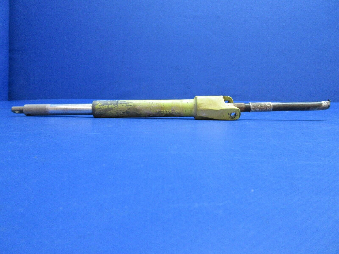 Beech 95-B55 Baron Flap Actuator Assy LH P/N 45-521212-604 (0523-1160)