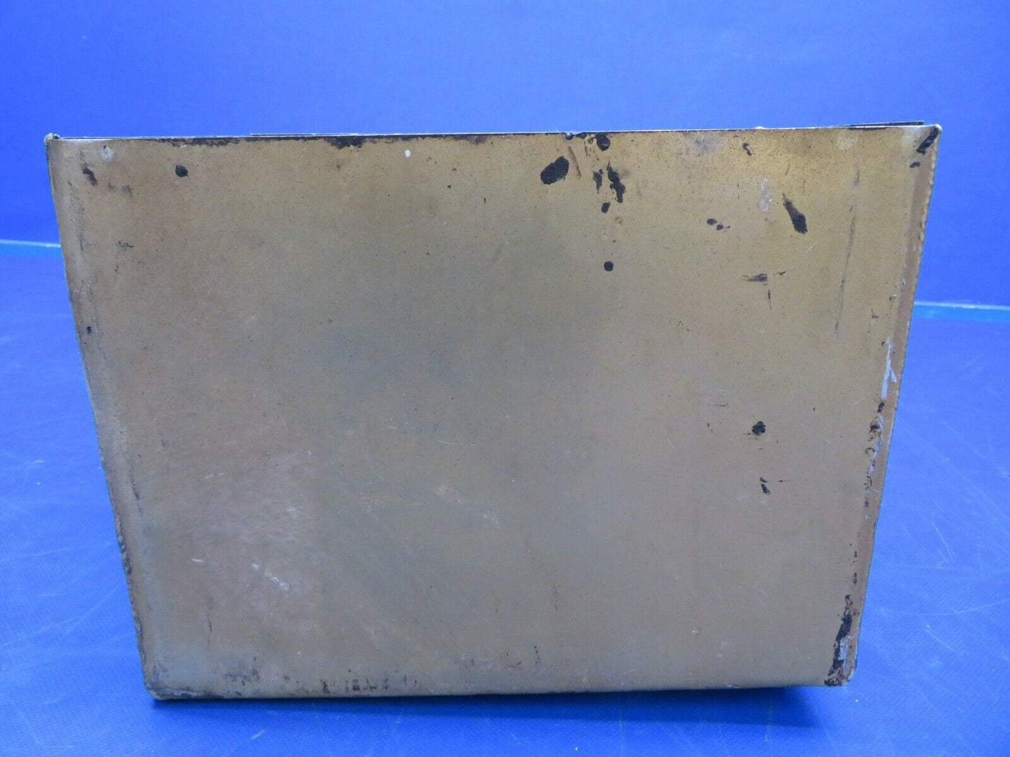1964 Beech Baron 95-B55 Battery Box P/N 96-410006-19 (0620-565)