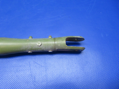 Cessna 401 / 401A RH INBD MG Retract Tube Assy P/N 5045009-10 (1223-379)