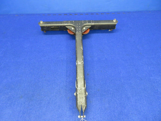 1956 Cessna 310 Tee Assy Control Column P/N 0896000-2 (0422-62)