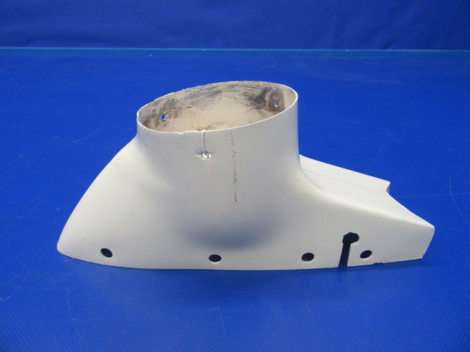 Piper Arrow Vertical Stabilizer Strobe Cap (0318-138)