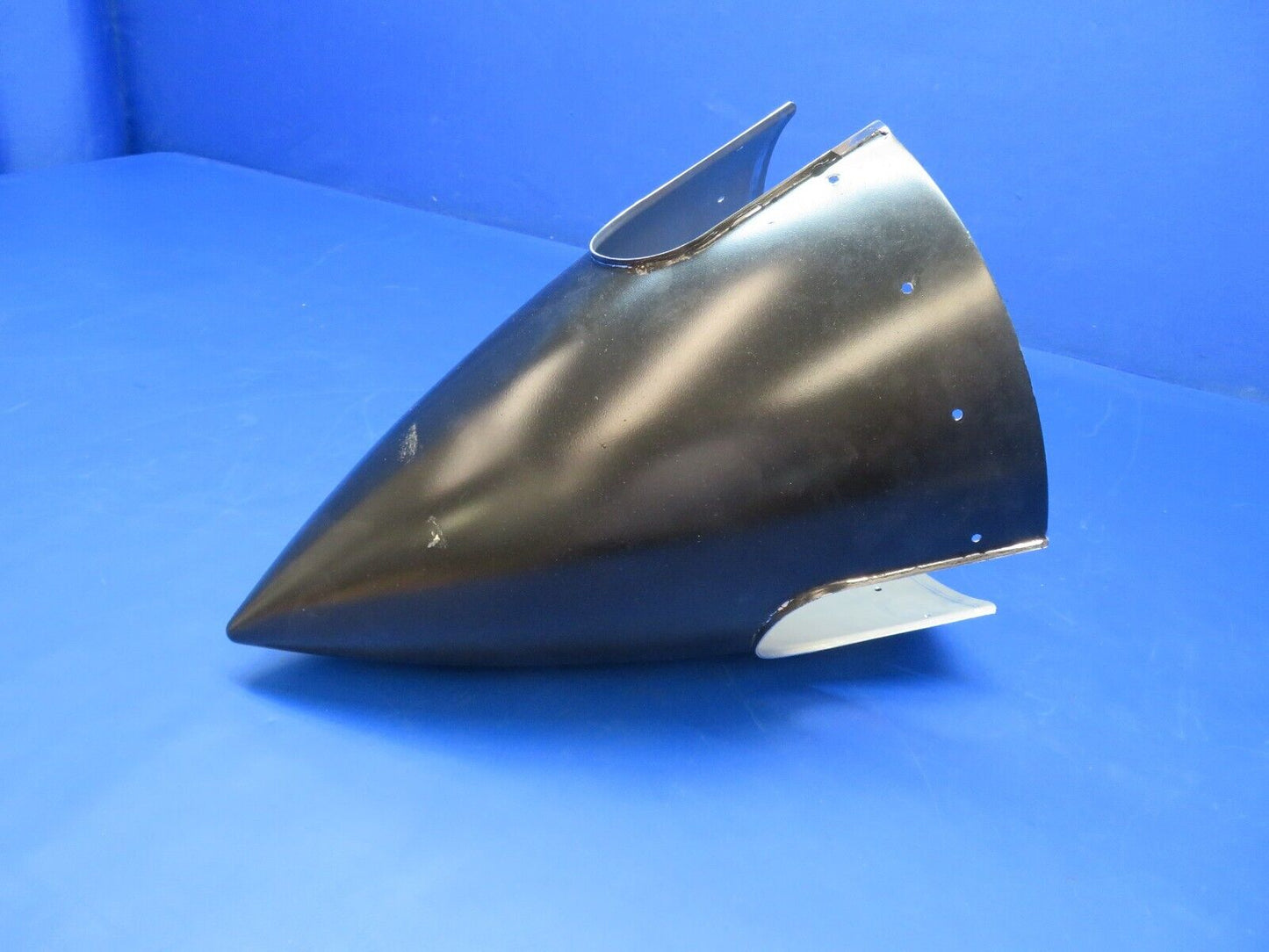 McCauley Spinner Dome 3 Blade Propeller P/N D-7086 NOS (1122-490)