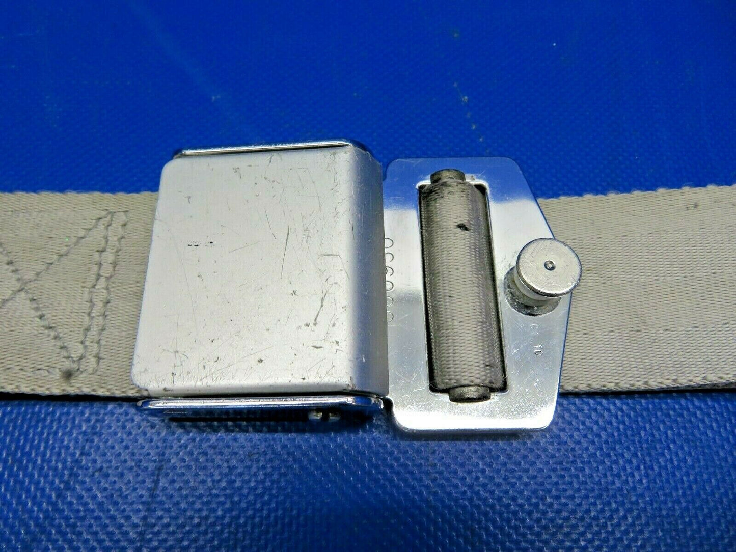 Piper Seneca II Lap Belt P/N 9600-22 Light Gray (1119-238)