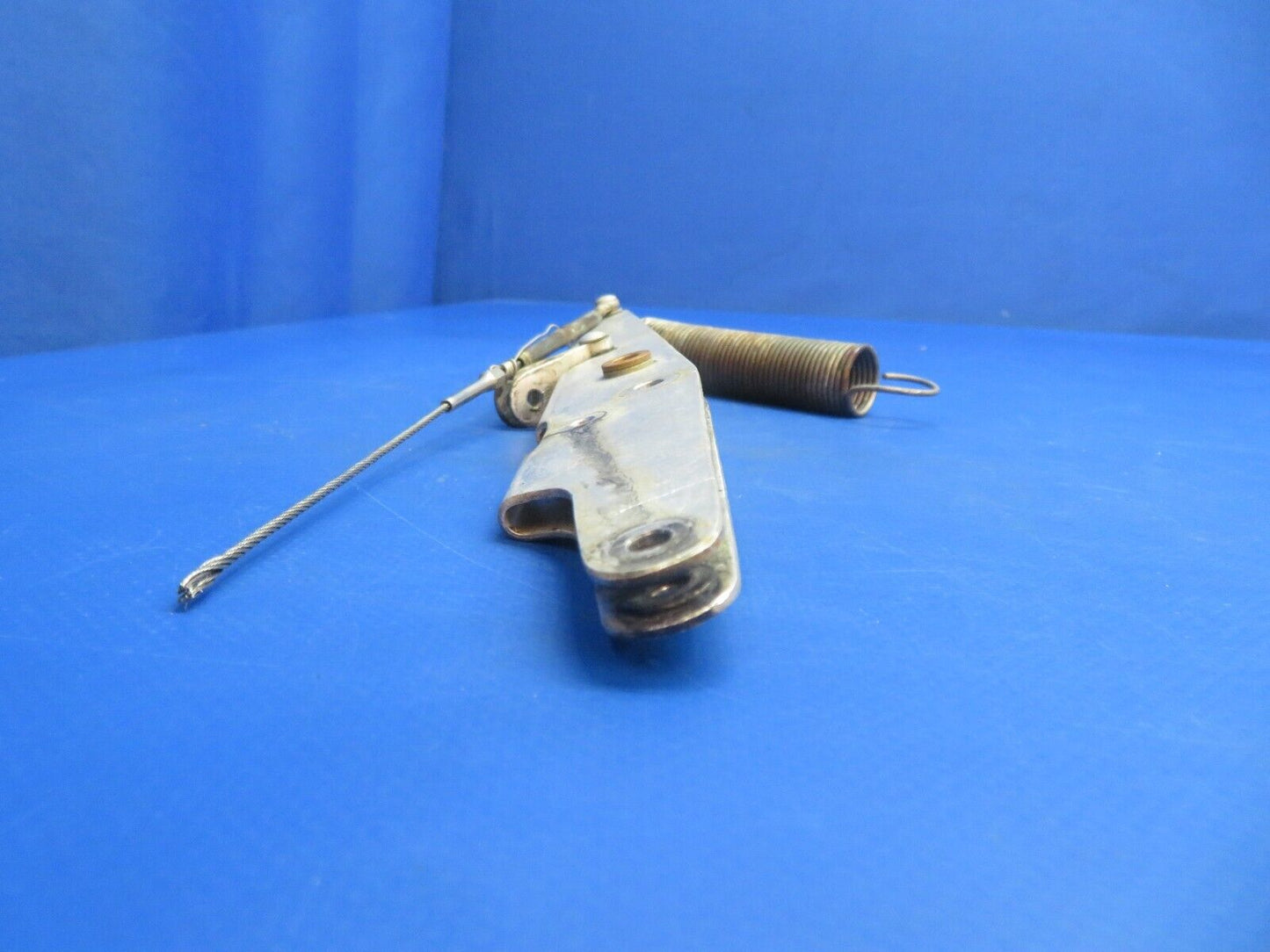 Beech C-35 Bonanza Bellcrank Assy Trim Tab Actuating P/N 35-524370 (1222-607)