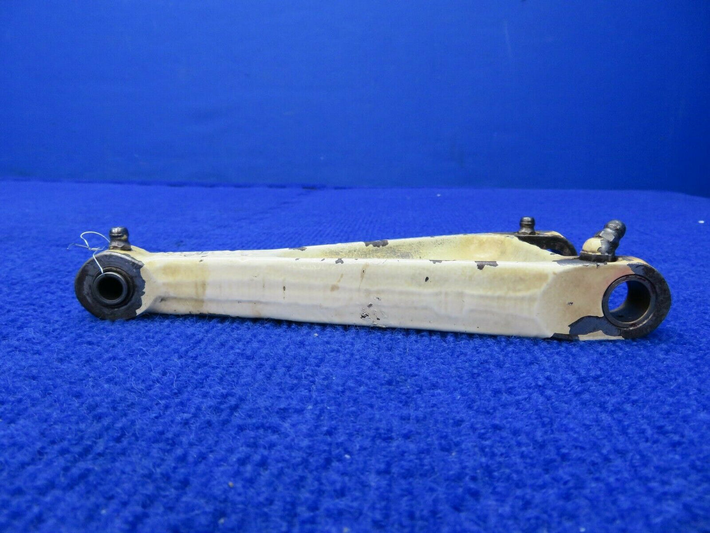 Cessna 310 / 310R Main Gear Torque Link LWR RH P/N 5141005-10 (0422-35)