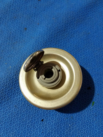 Beech Escutcheon Valve Oxygen Out Gold P/N 50-344363 (0516-252)