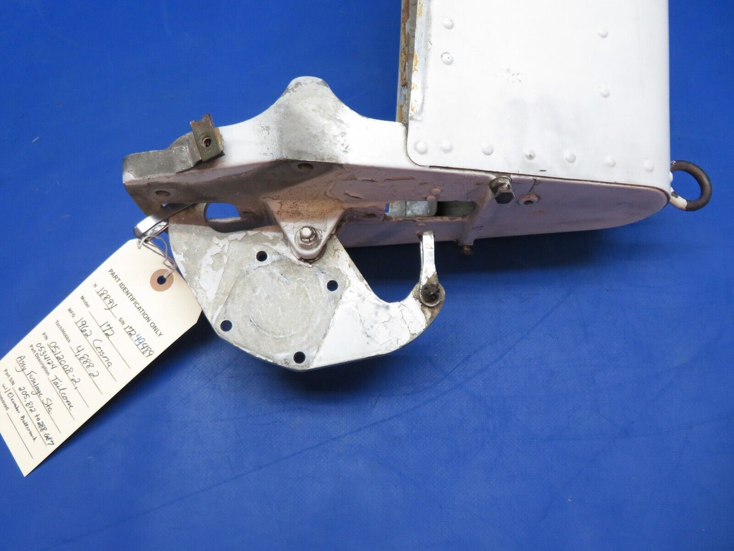 Cessna 172 / 172C Tailcone Assy Fuselage w/ Bellcrank P/N 0512008-2 (0723-468)