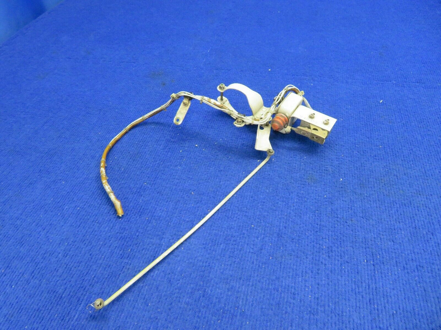 Beech 58 Baron Landing Gear Safety Switch LH P/N 002-361013-605 (0322-762)