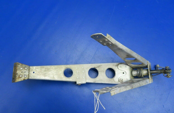 Piper PA-28-140 Stabilator Trim Bracket w/ Barrel 65244-000 (1220-393)